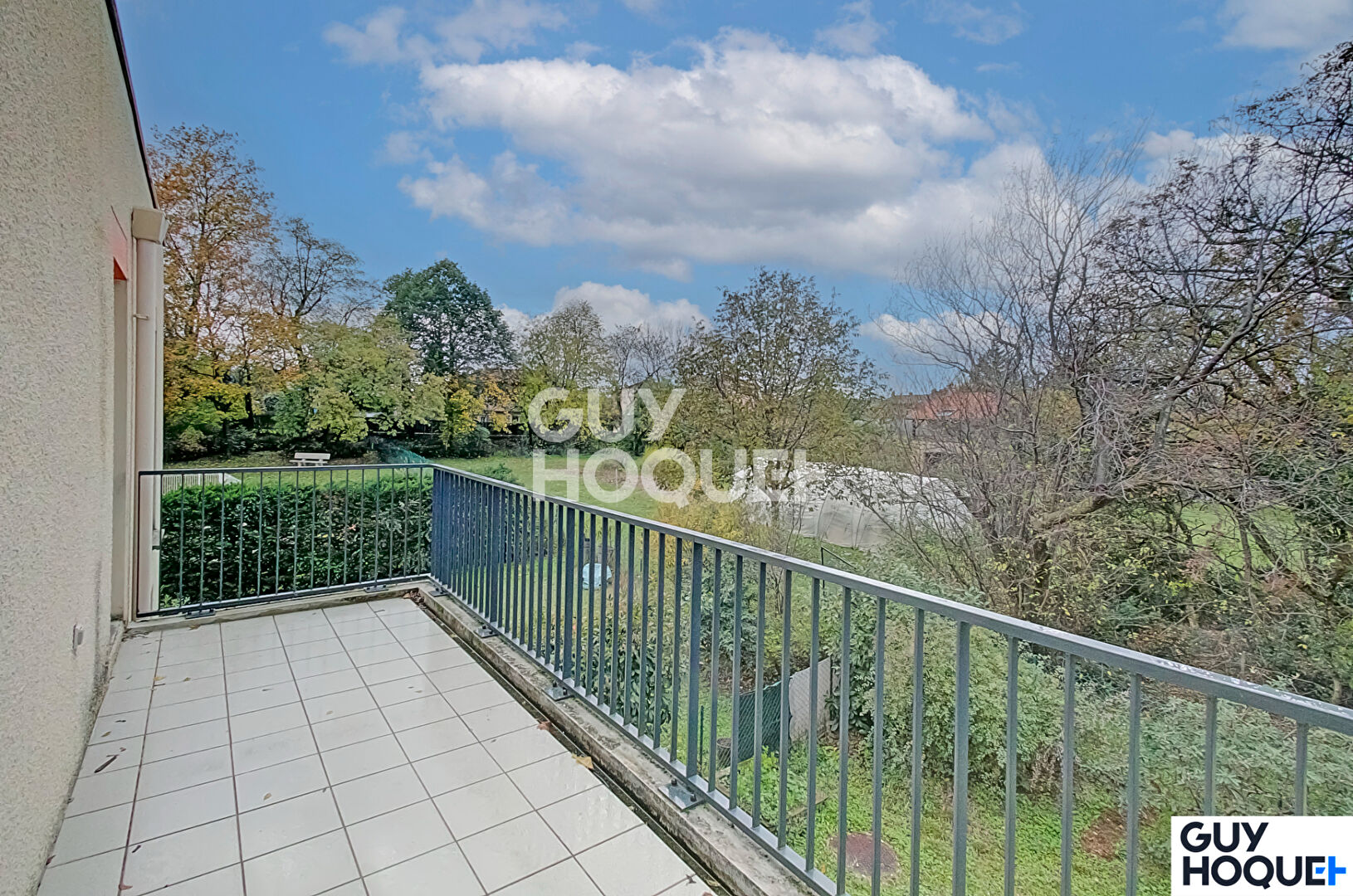 A vendre à  Sérézin du Rhône- T3 de 70 m² + Terrasse + Garage + Cave