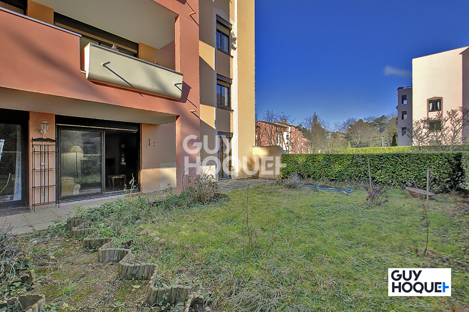 T3 en Rez de jardin +parking et cave à Sainte Foy Les Lyon.