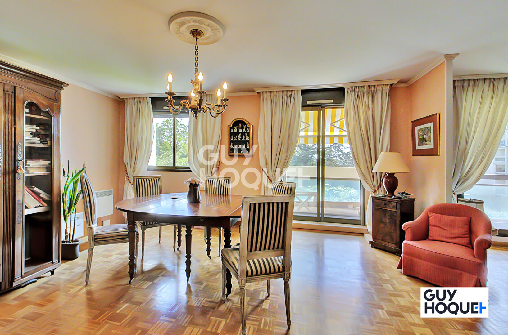 A vendre T5 de 107 m² à Lyon -plateau de Saint Rambert