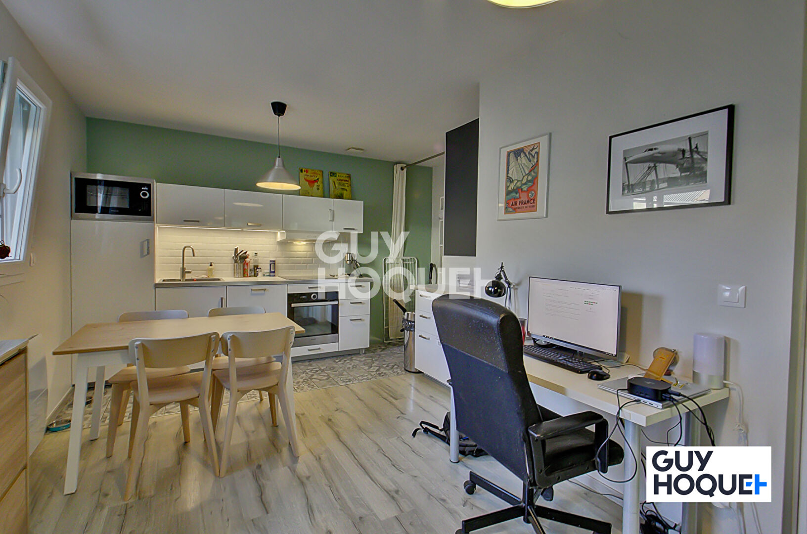 A vendre  - beau T2 de 49 m² en rez de jardin - St Priest