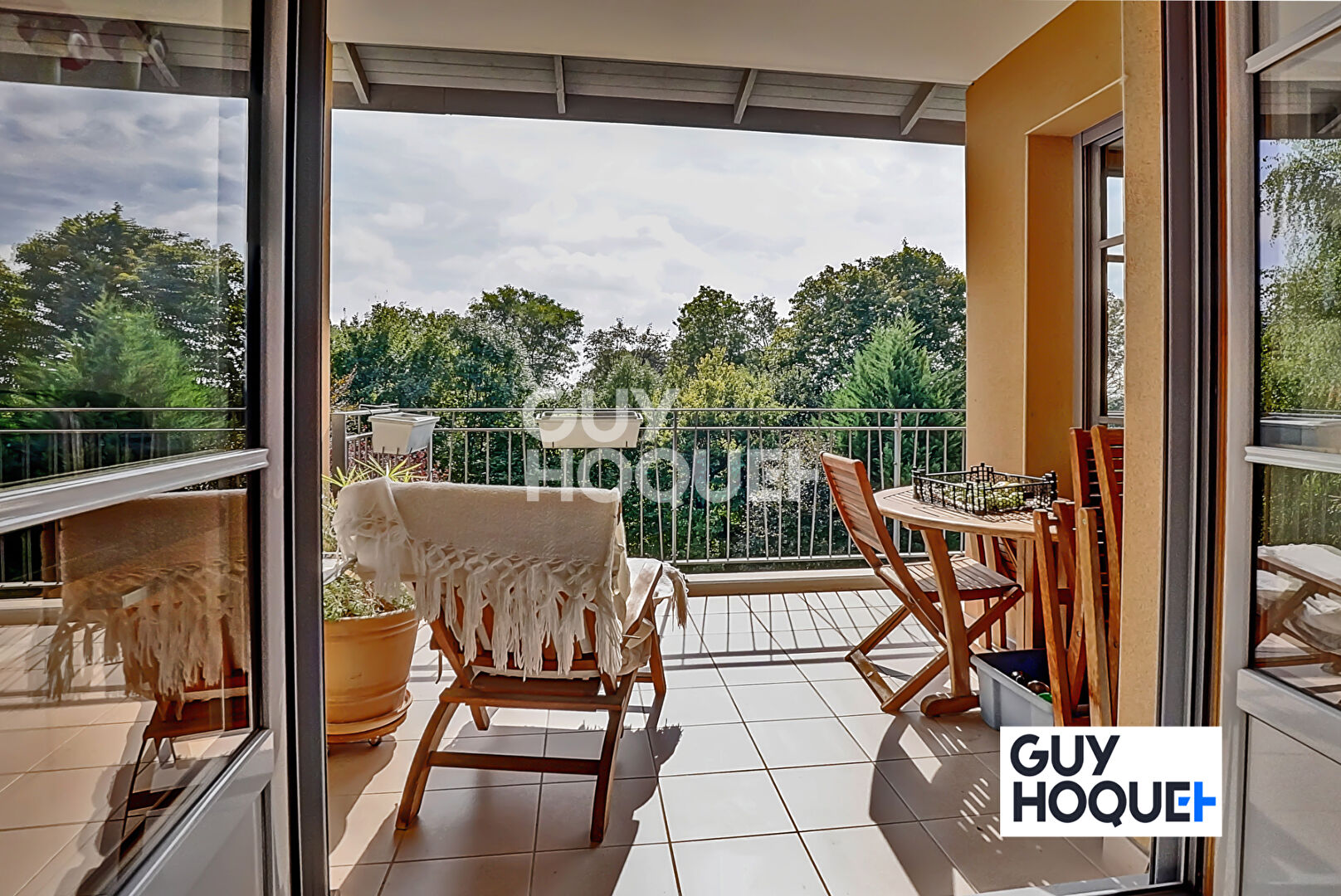 A vendre T5 de 104.60m² en dernier étage à Saint Didier Au Mont D'Or.