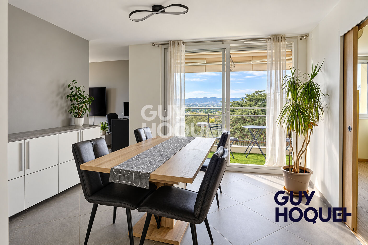 Appartement 5 pièces 71 m² · à Lyon · 71 m² · 219 000 €