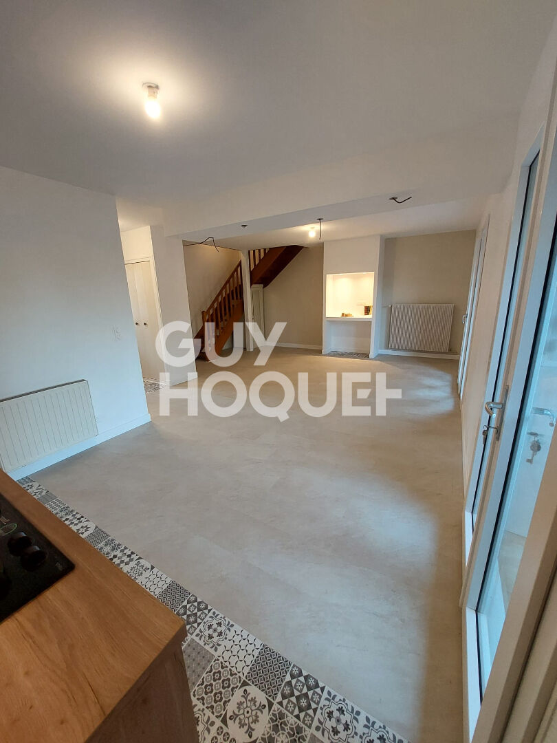 Maison mitoyenne meublée avec extérieur au centre de Feyzin 4 pièces de 80 m2