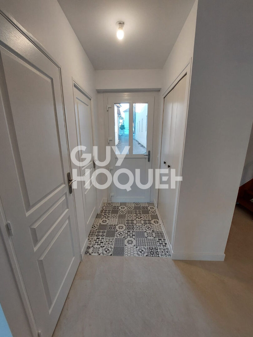 Maison mitoyenne meublée avec extérieur au centre de Feyzin 4 pièces de 80 m2