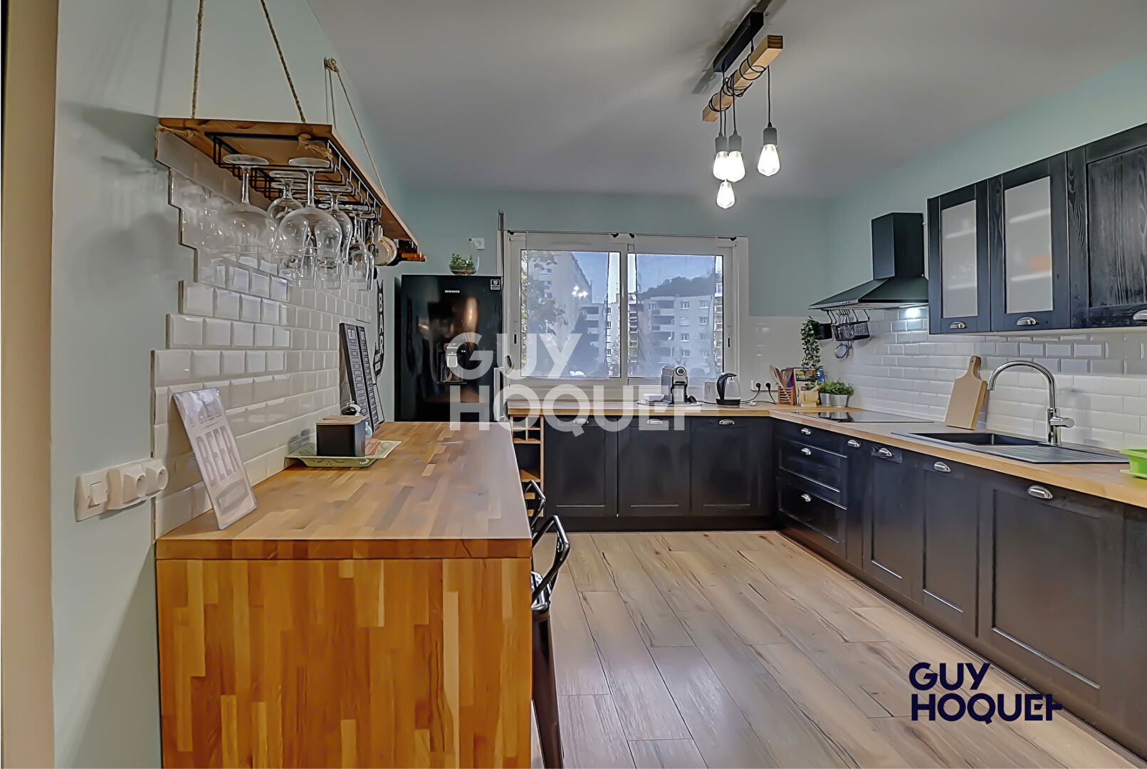 A vendre T3 de 78m² + stationnement à Sainte Foy Lès Lyon.