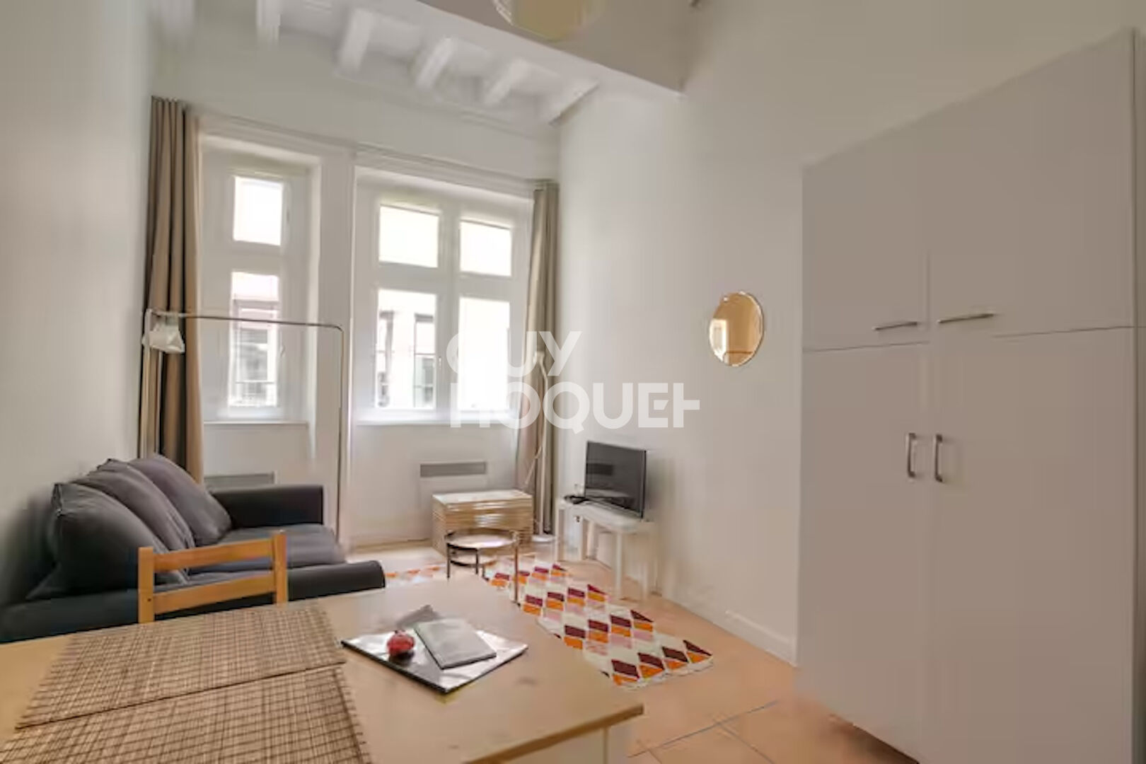 A louer au coeur du vieux  Lyon,  un très beau studio de 28 m2