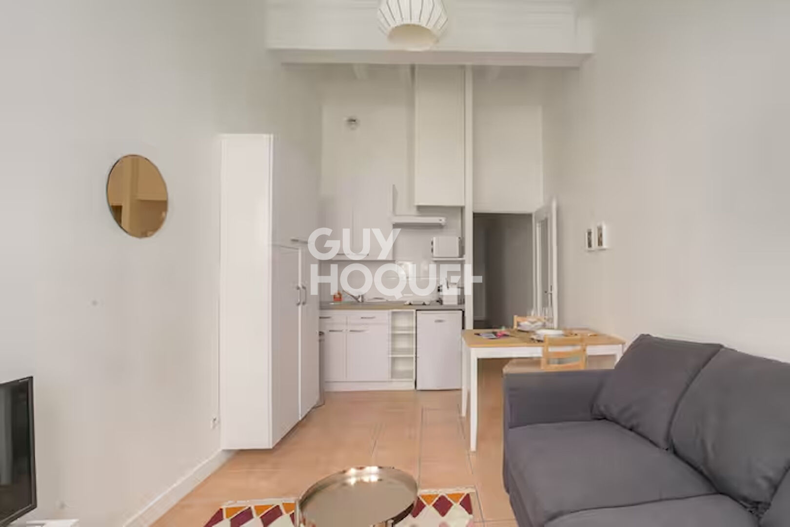 A louer au coeur du vieux  Lyon,  un très beau studio de 28 m2