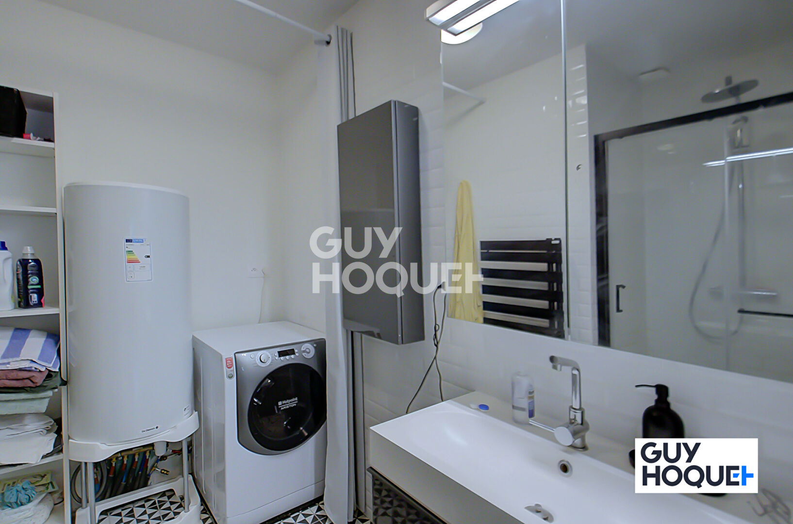 A vendre  - beau T2 de 49 m² en rez de jardin - St Priest