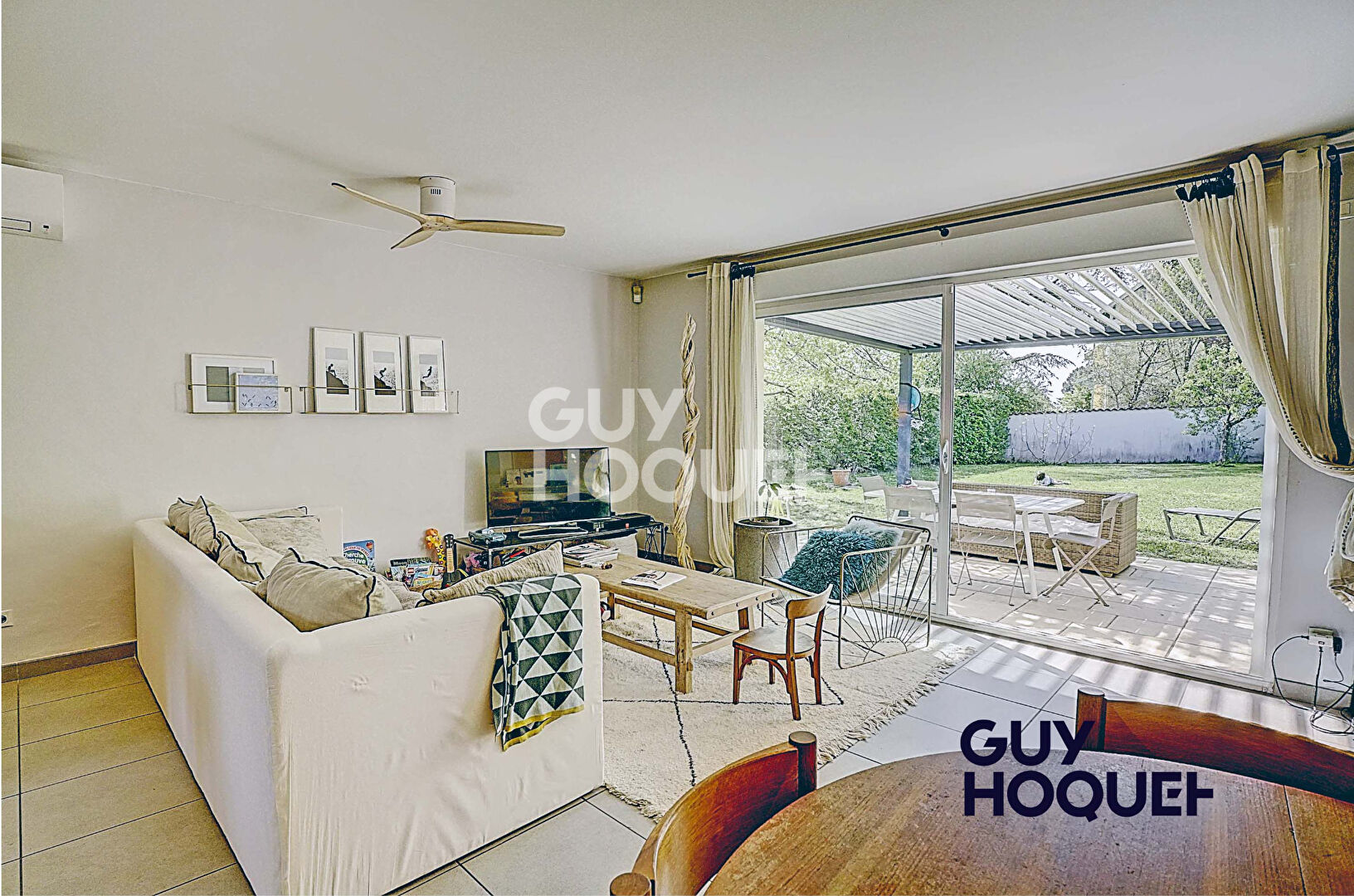 Rare à la vente : Esprit "Maison de Village" en Duplex ? Jardin 350 m²