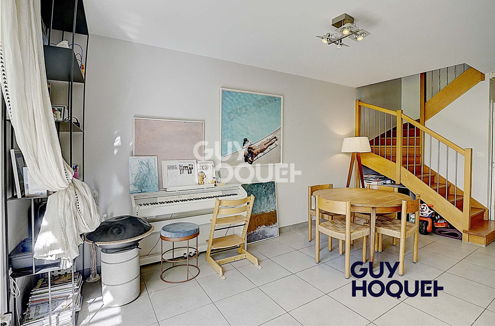 Rare à la vente : Esprit "Maison de Village" en Duplex ? Jardin 350 m²