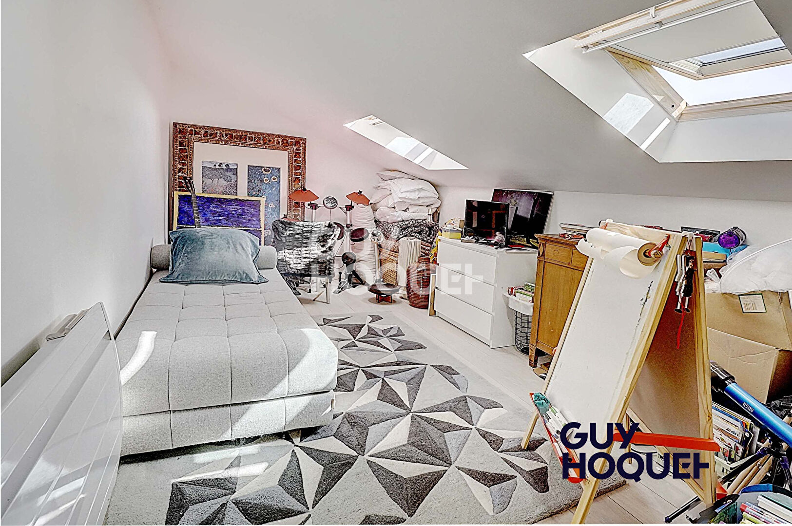 Rare à la vente : Esprit "Maison de Village" en Duplex ? Jardin 350 m²