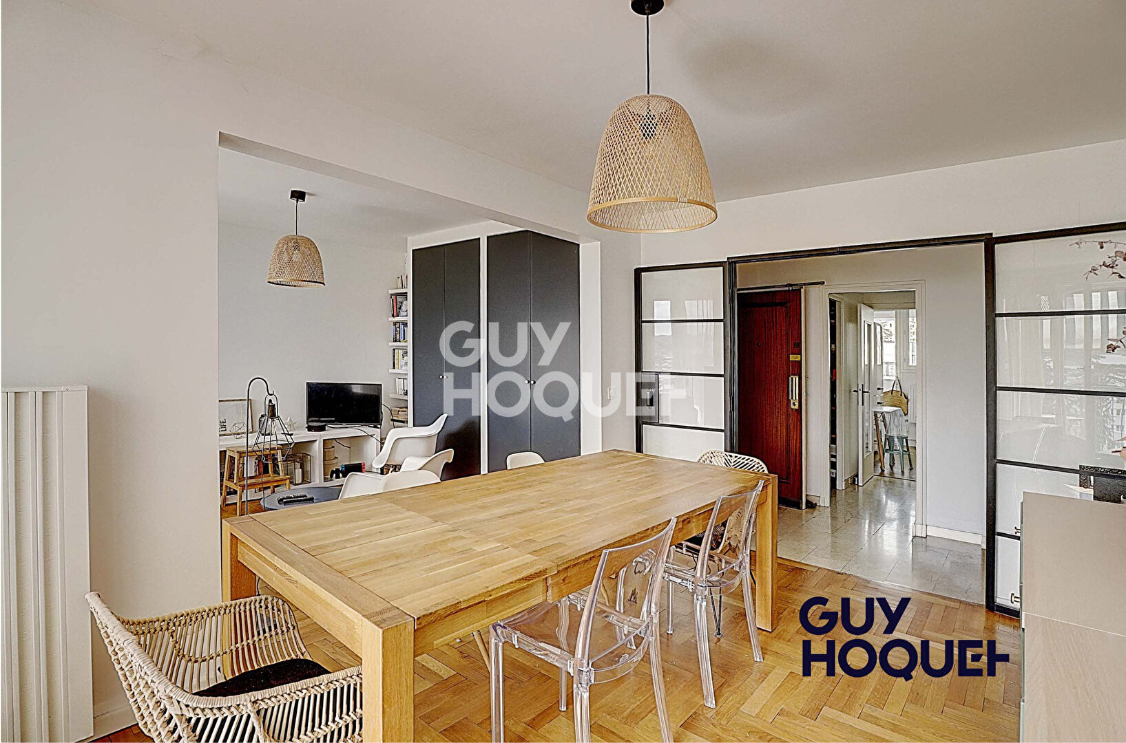 A vendre T6 de 111 m² à Sainte Foy Les Lyon + stationnement
