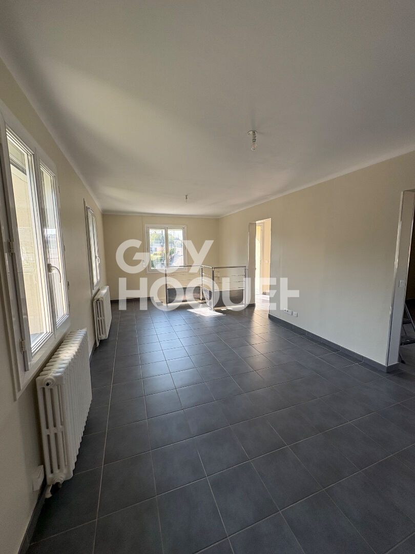 Maison Ternay 4 pièces 100 m2 avec une belle parcelle d'environ 600 m2