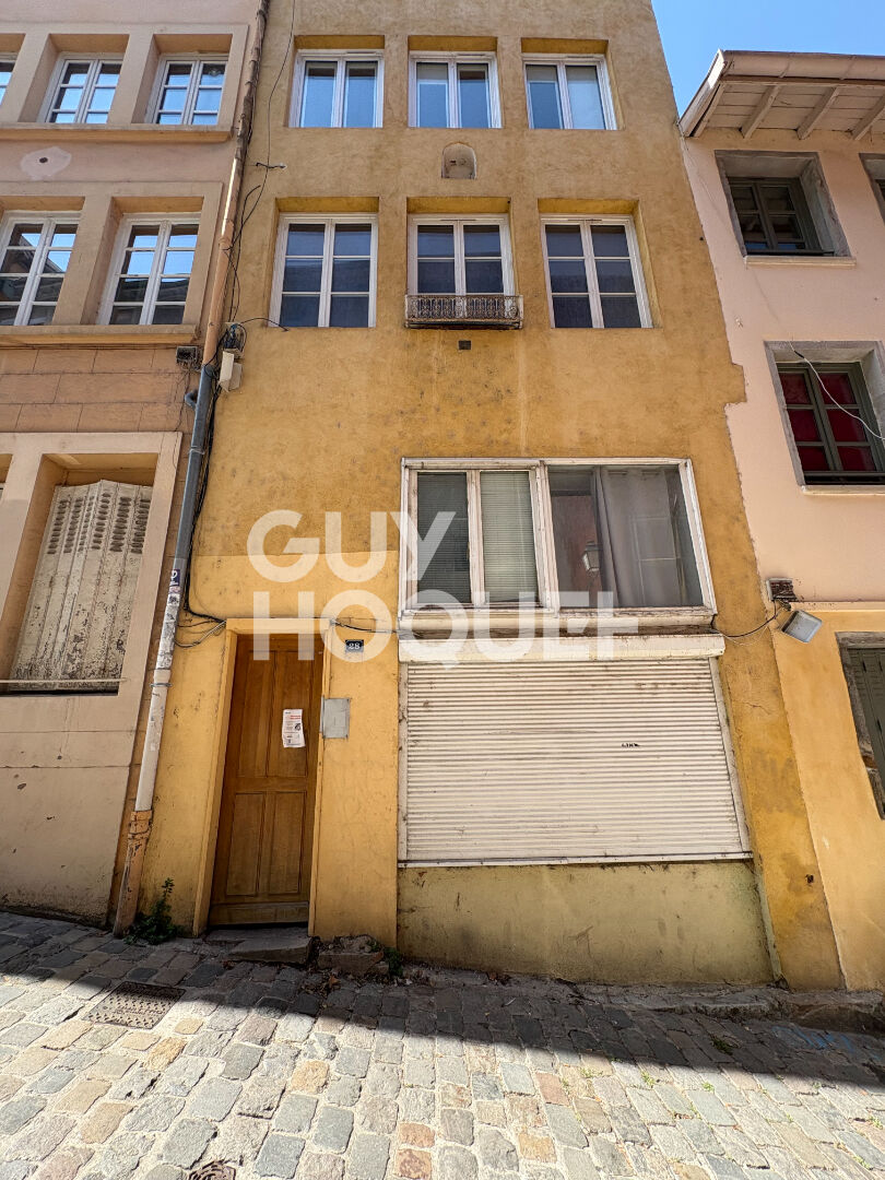  A vendre 3 pièces de 59 m² à Lyon 5 - Vieux Lyon.