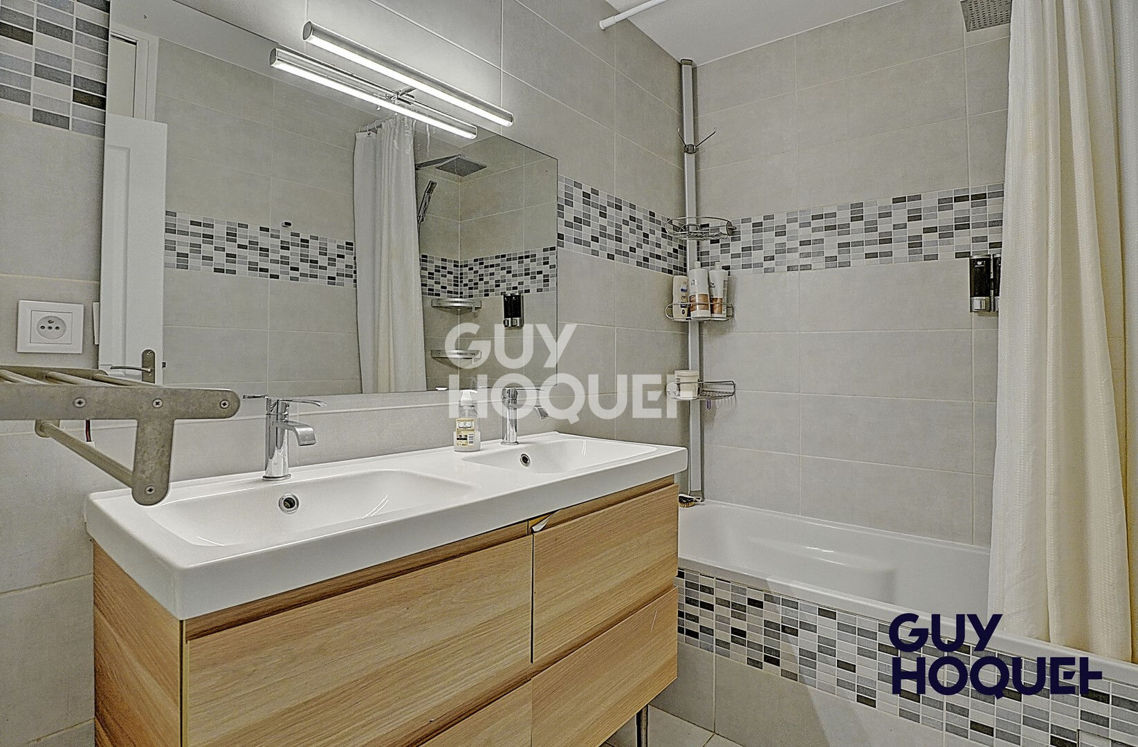 Appartement - 3 pièces - 72 m² au dernier étage à Lyon 5