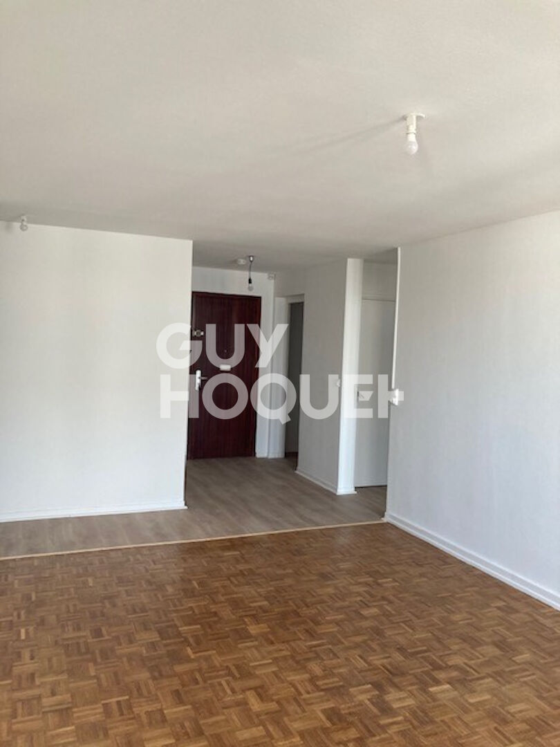 T4 lumineux de 81 M2 à louer Lyon 5  3 CHAMBRES
