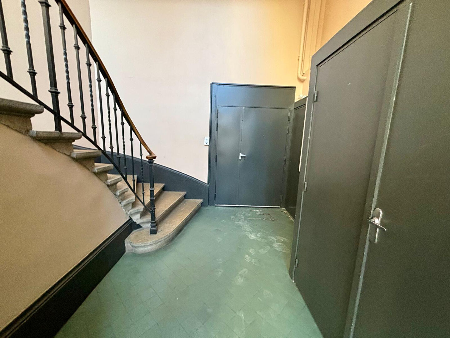 Bureaux à diviser Croix-rousse 200 m²