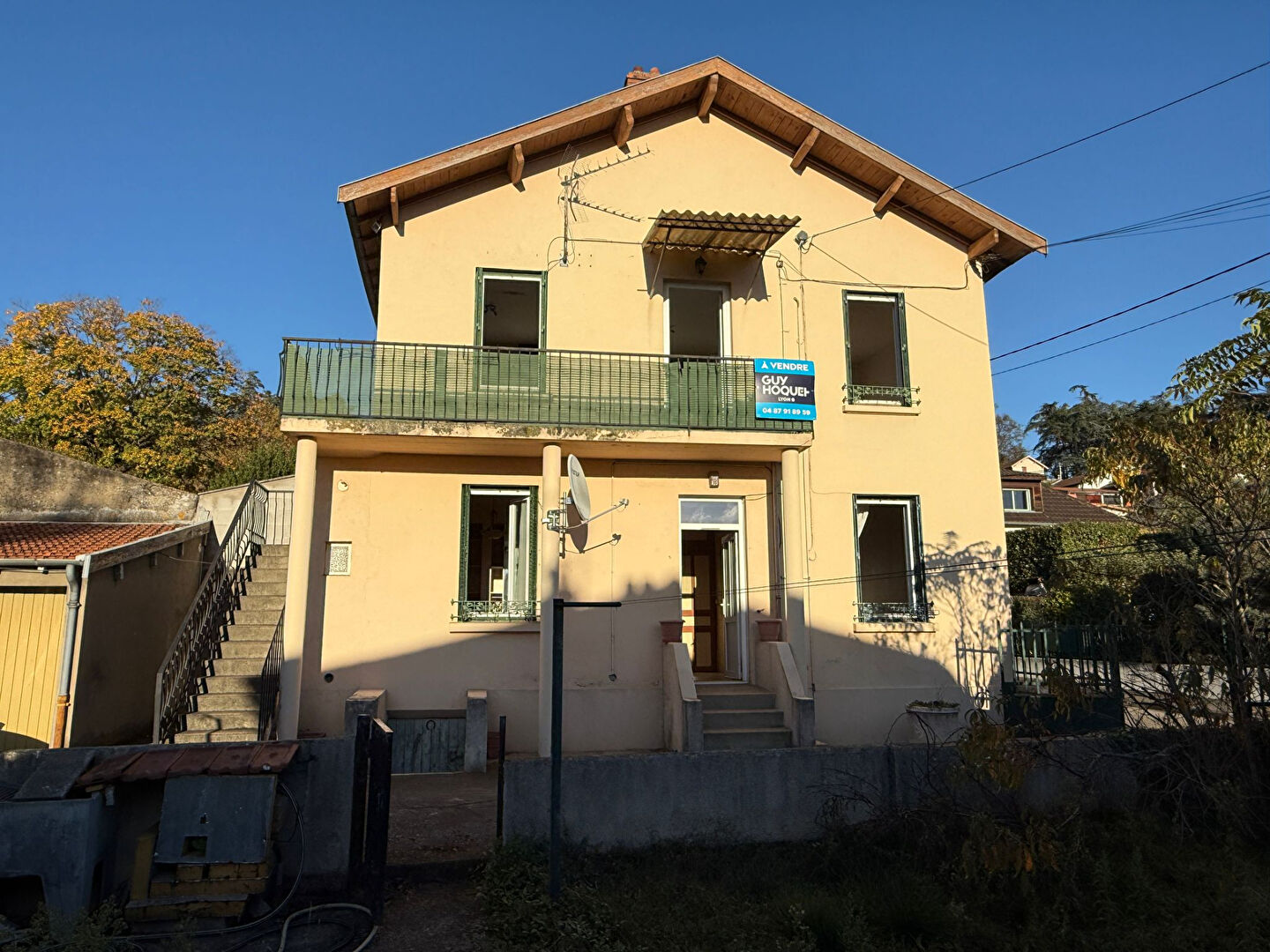 Immeuble de rapport Bron 66.63 m2