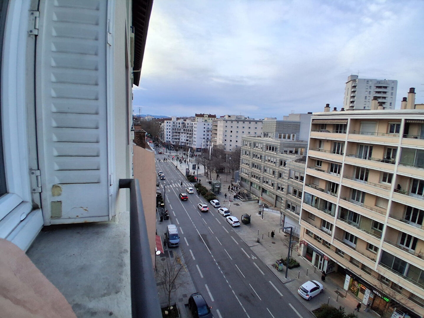 Appartement Villeurbanne 3 pièce(s) 54.39 m2