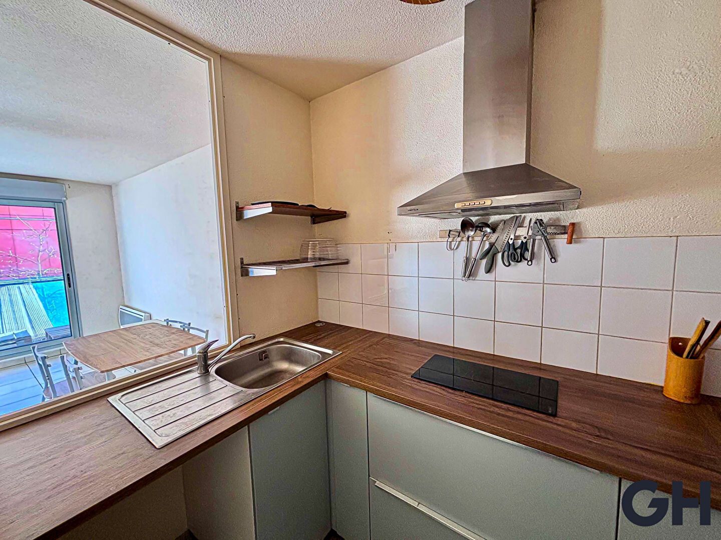 Appartement 2 pièces avec terrasse et garage