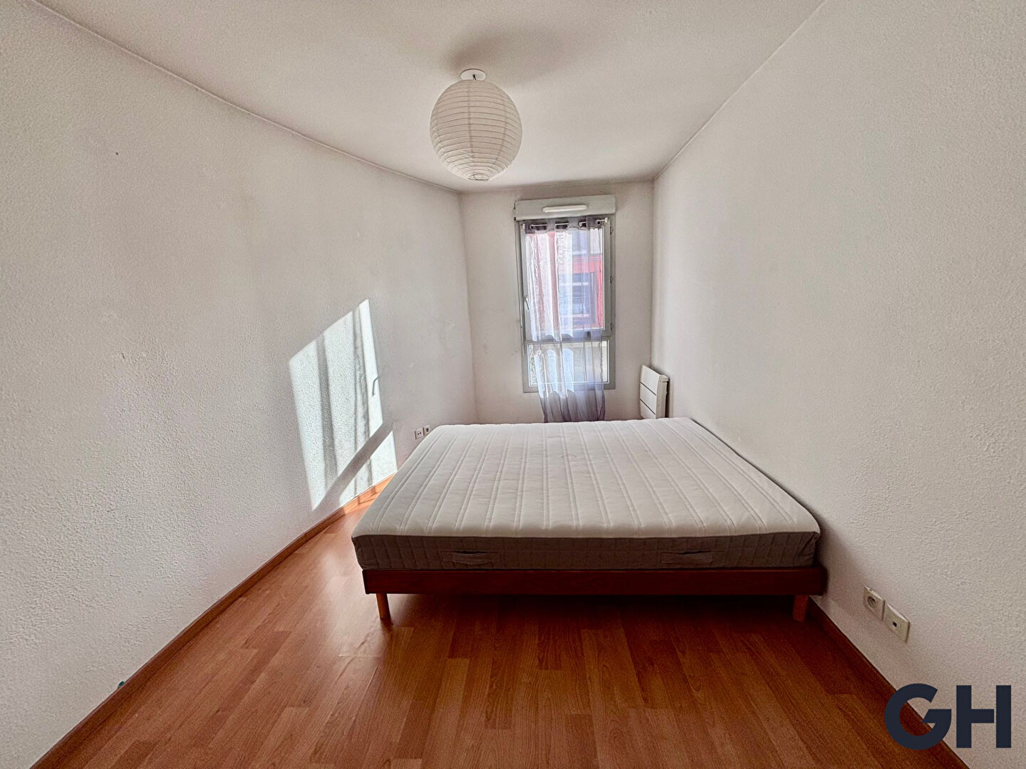 Appartement 2 pièces avec terrasse et garage