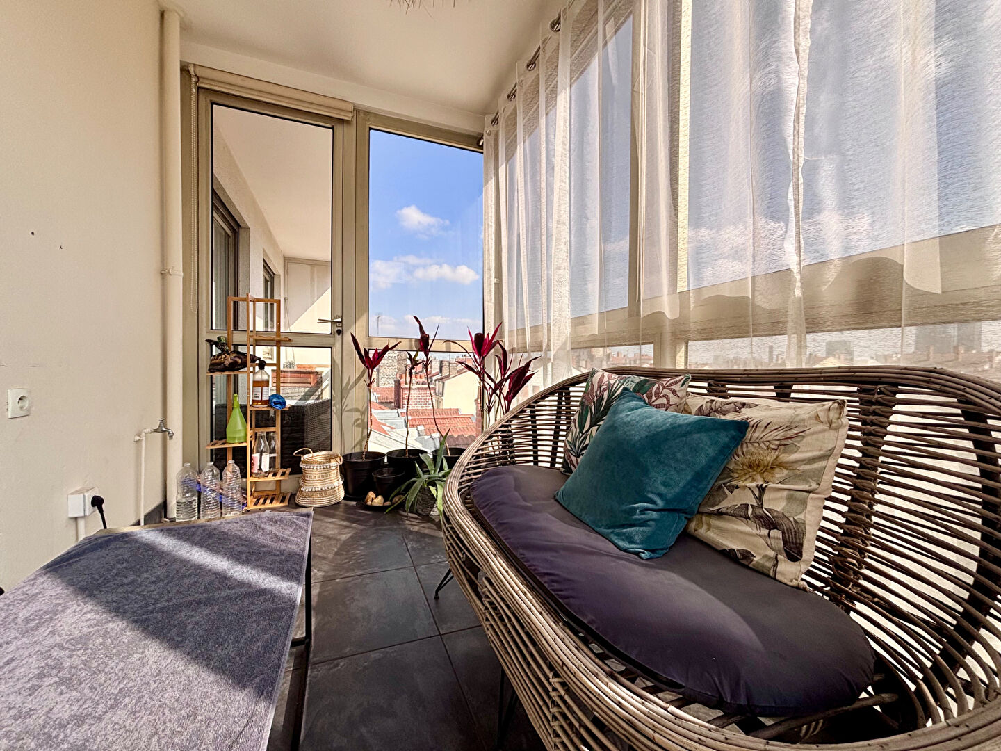 Masséna Appartement 3 pièces 79m2 - étage élevé - balcons & parking