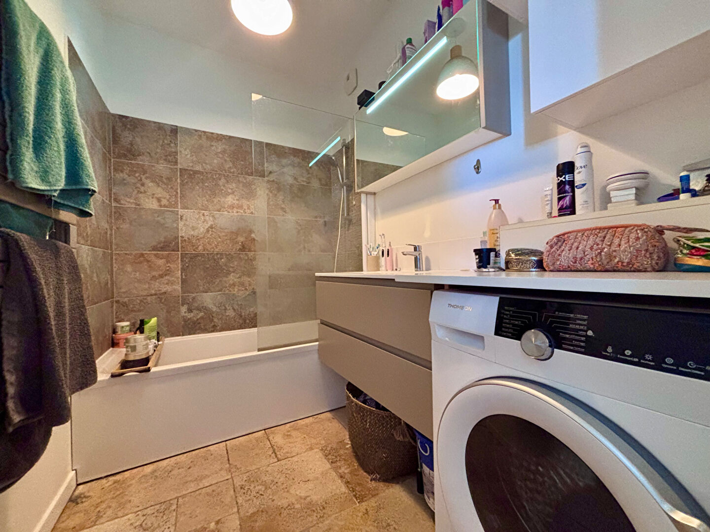 Masséna Appartement 3 pièces 79m2 - étage élevé - balcons & parking