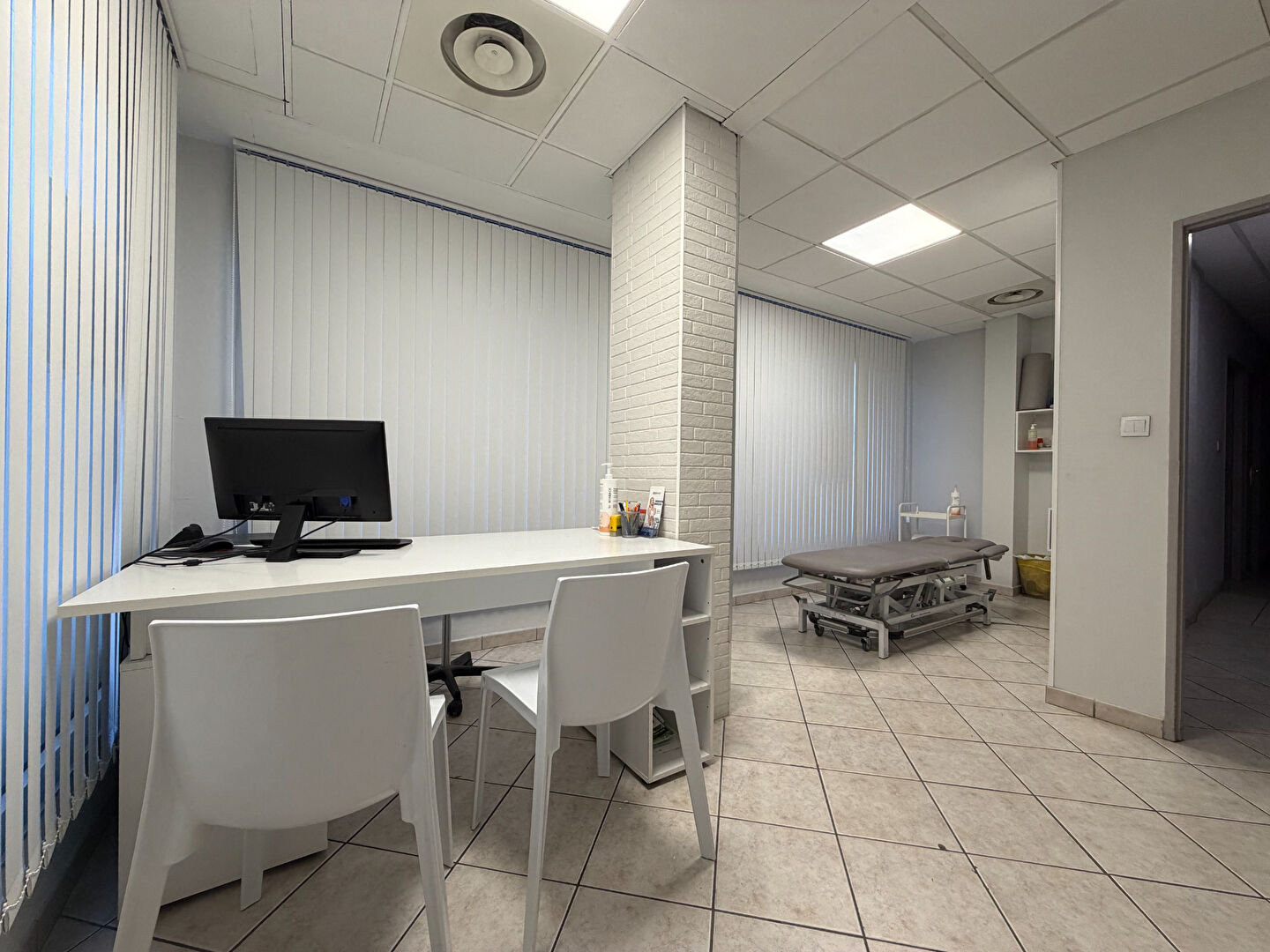 Local commercial 150 m2 - Charpennes, Villeurbanne - proche du métro