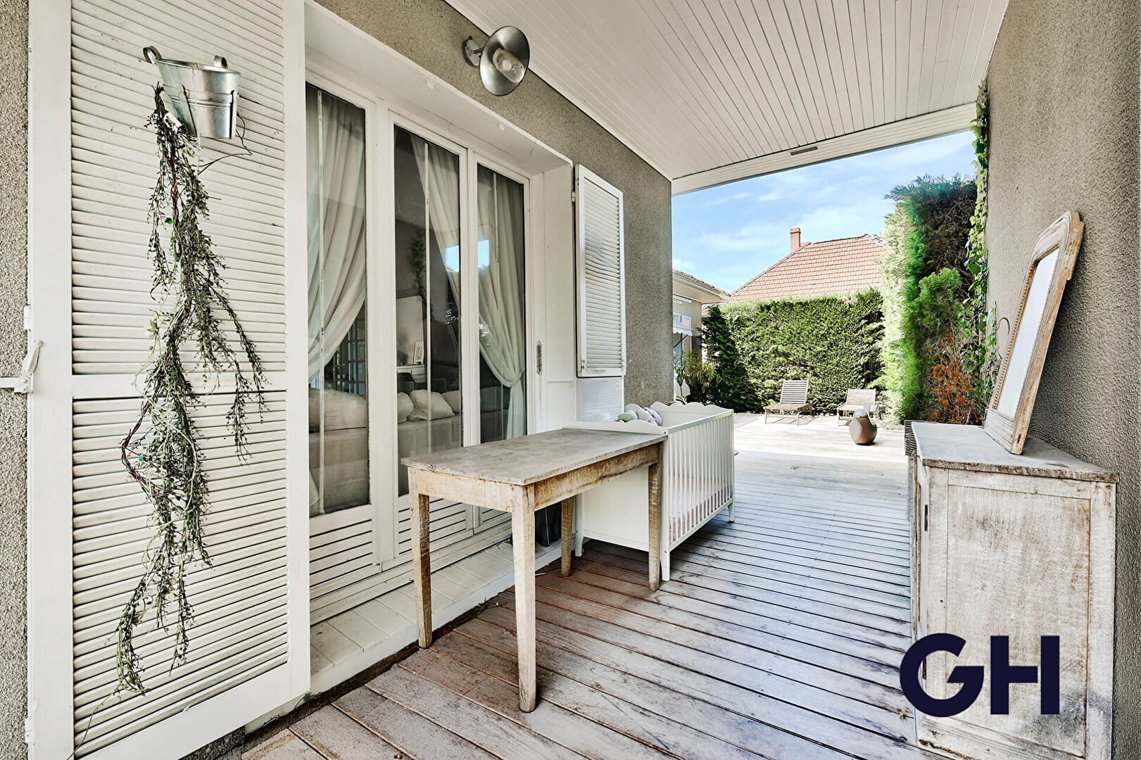 Maison familiale -  MEYZIEU - SECTEUR GRAND LARGE
