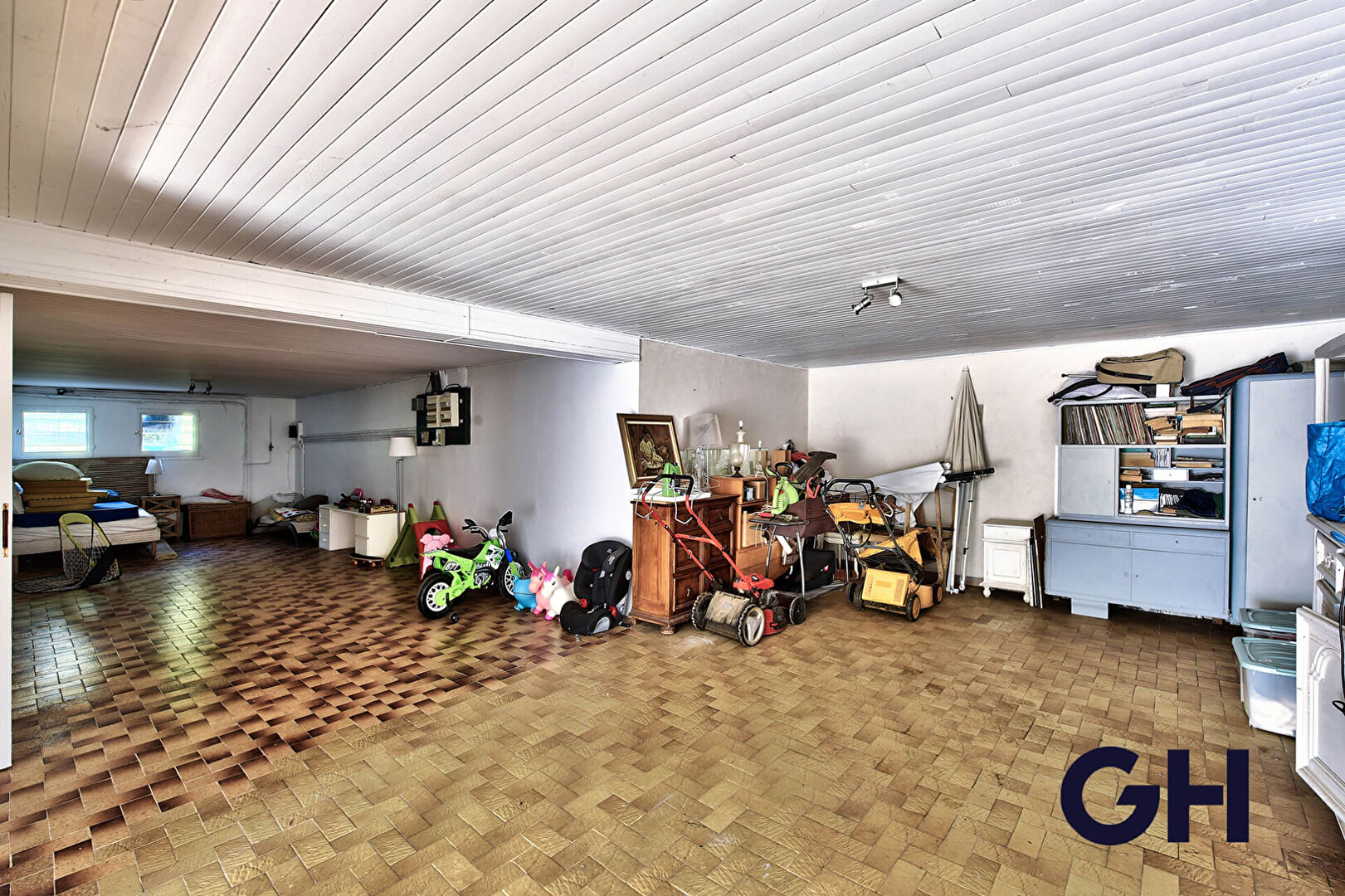 Maison familiale -  MEYZIEU - SECTEUR GRAND LARGE