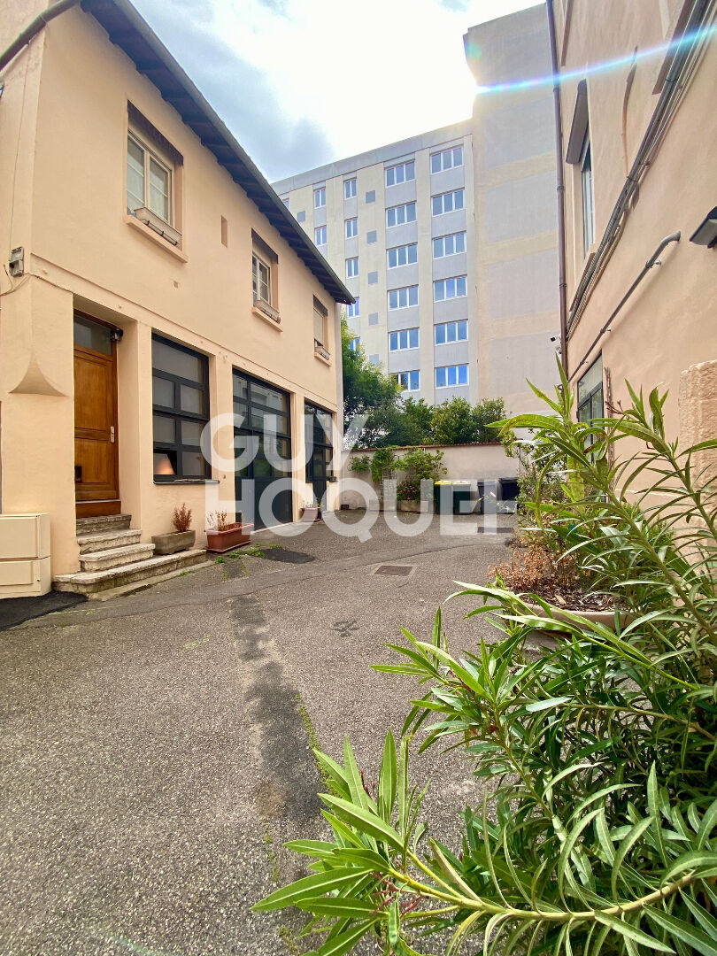 T2 de 31 m²  - BROTTEAUX - MASSENA