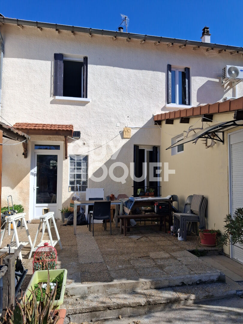 Maison Feyzin 7 pièce(s) 142.95 m2 jardin et dépendances