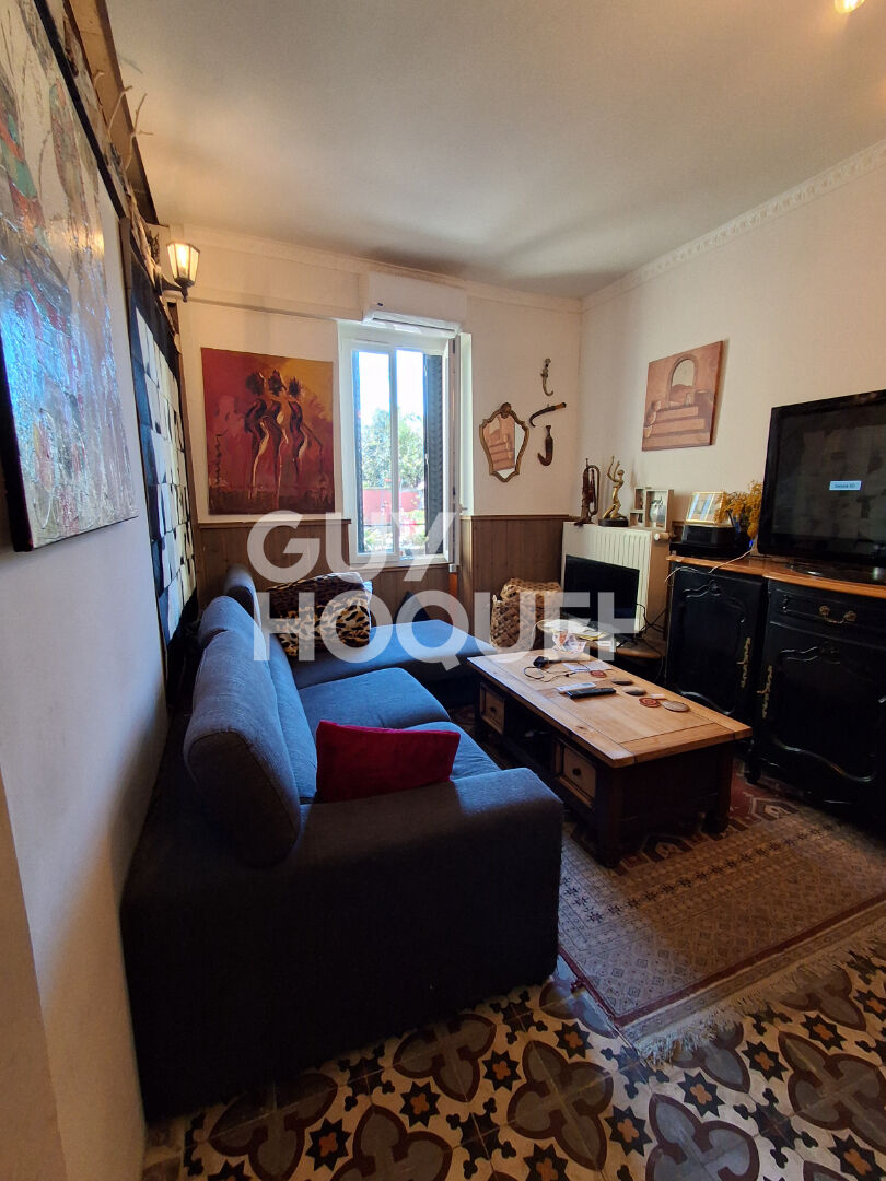 Maison Feyzin 7 pièce(s) 142.95 m2 jardin et dépendances