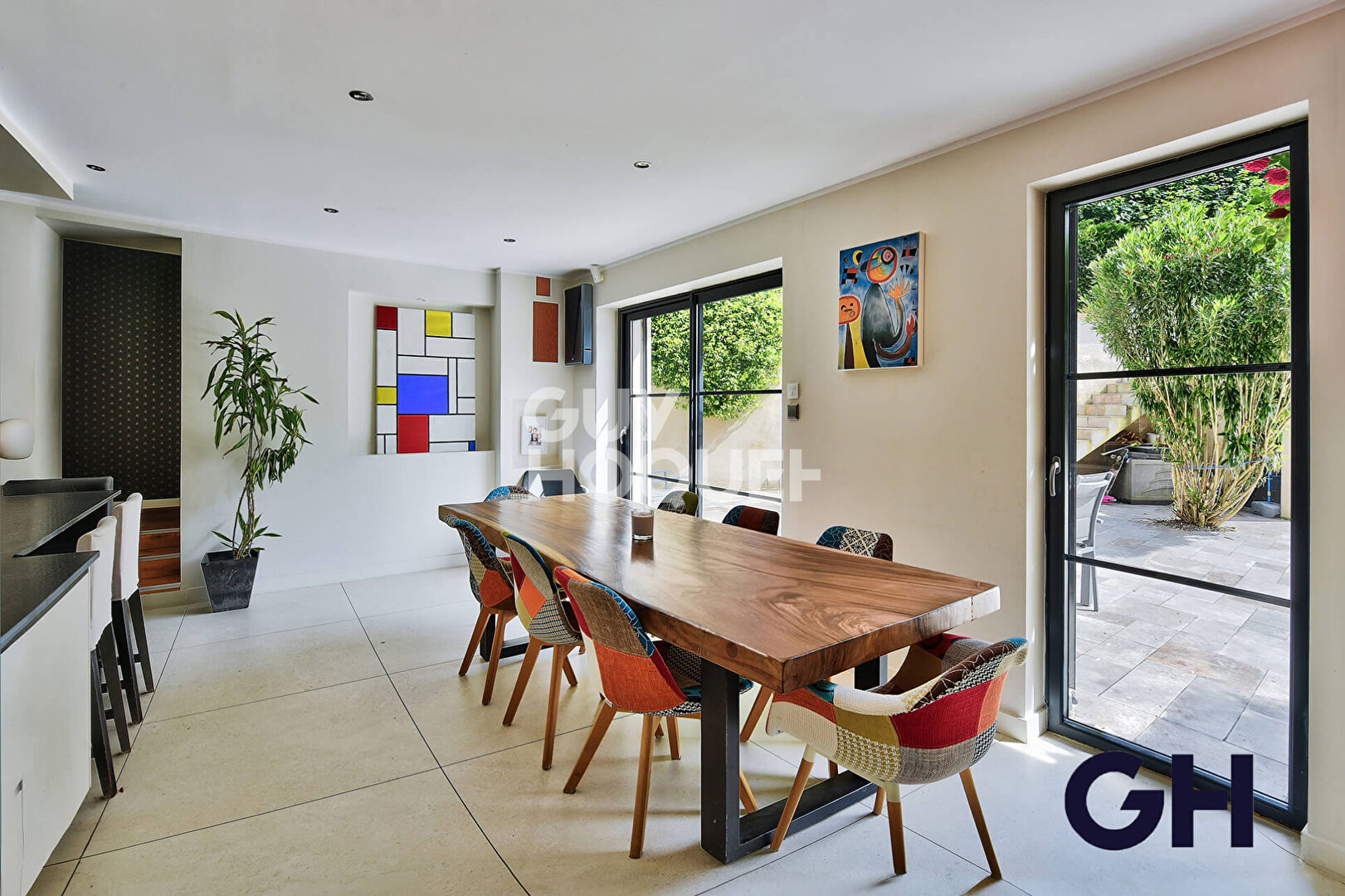 Maison contemporaine avec piscine et jardin Caluire-et-Cuire