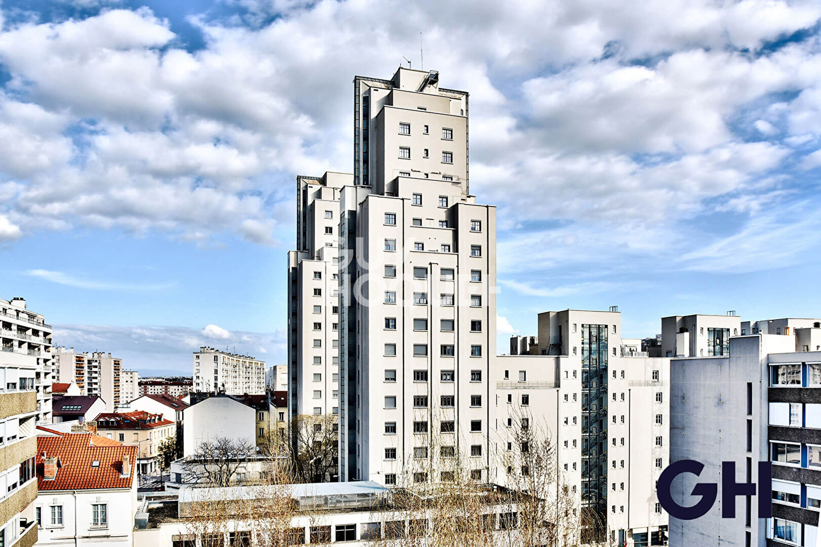 Dernier étage - Gratte-CIel - Appartement 3 pièces 65m2