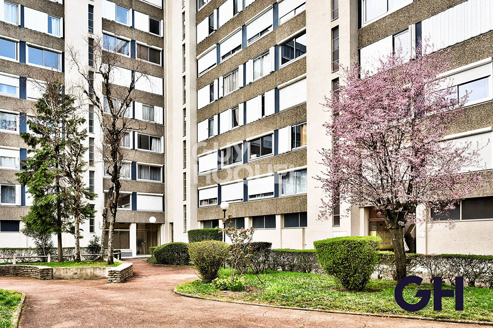 Dernier étage - Gratte-CIel - Appartement 3 pièces 65m2