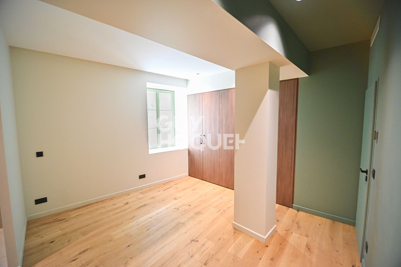 Appartement Lyon 4 pièces 99 m2 (Carrez 98.92m²)