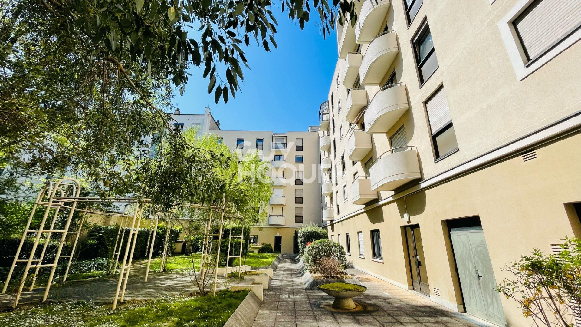 LYON 6 - TRIANGLE D'OR.  T3 Lumineux.