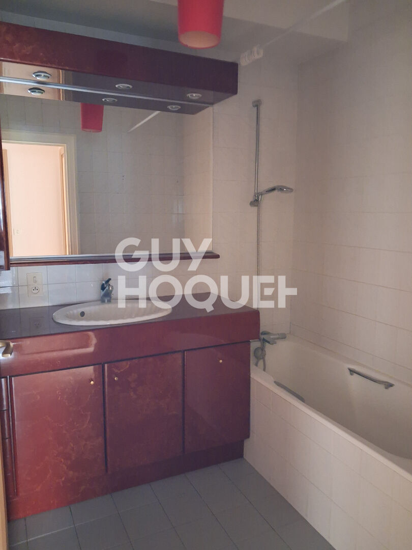 LYON 6 - TRIANGLE D'OR.  T3 Lumineux.