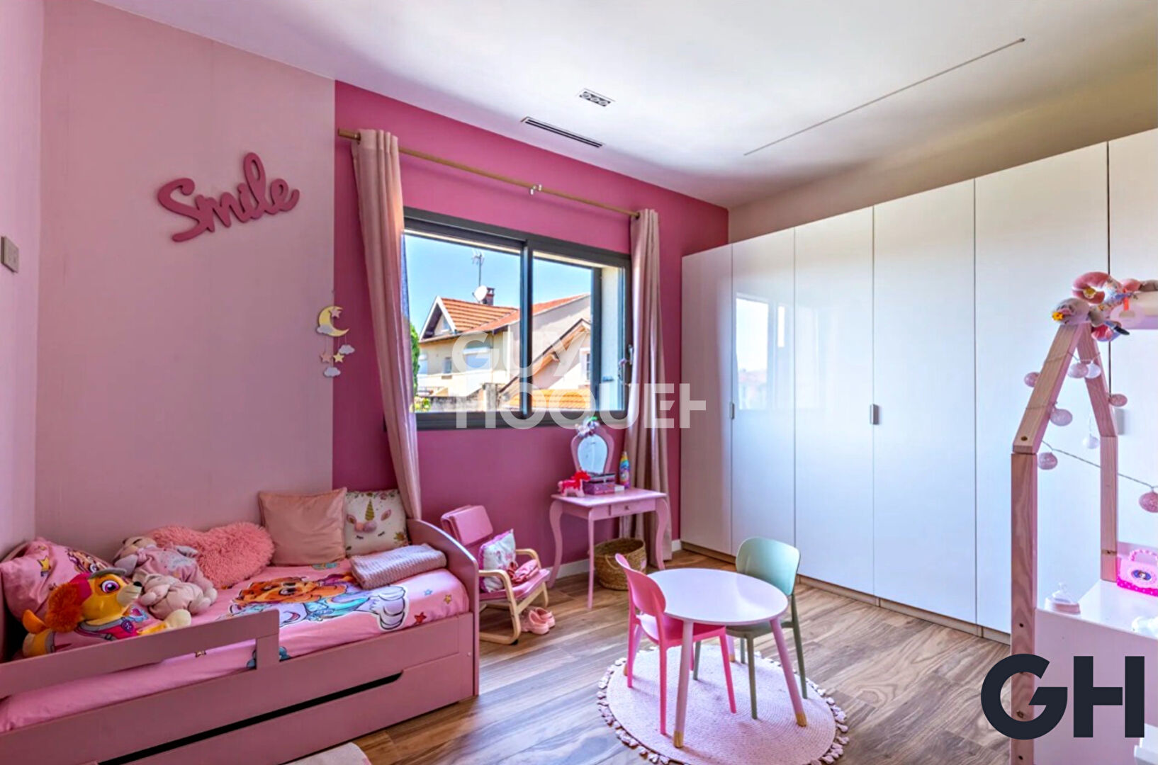 Villeurbanne - Maison contemporaine - 11 pièces, 381m2