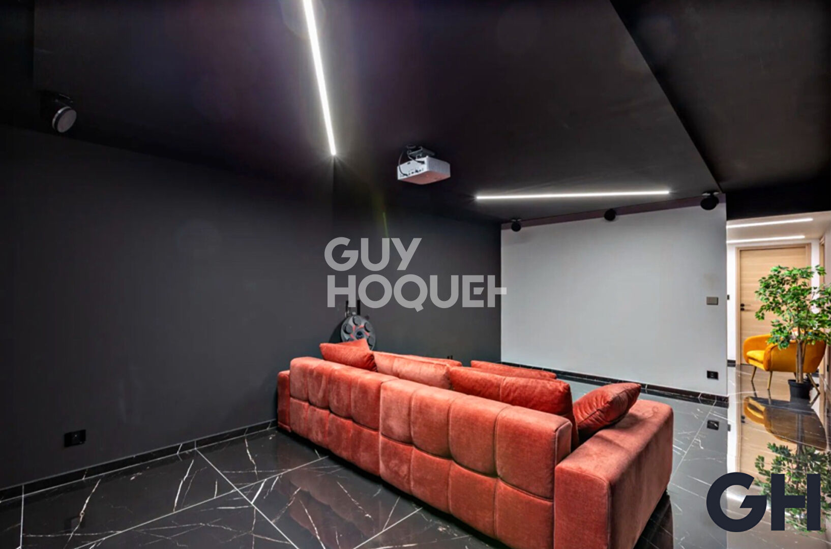 Villeurbanne - Maison contemporaine - 11 pièces, 381m2