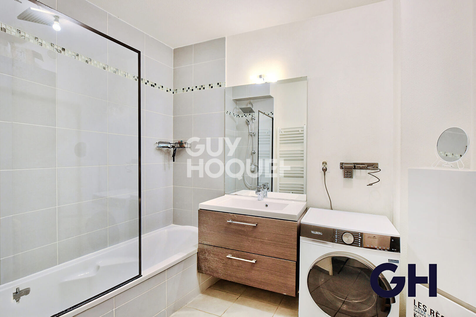 Meyzieu Centre - Appartement rez-de-jardin - 3 pièces - Jardin 50m2