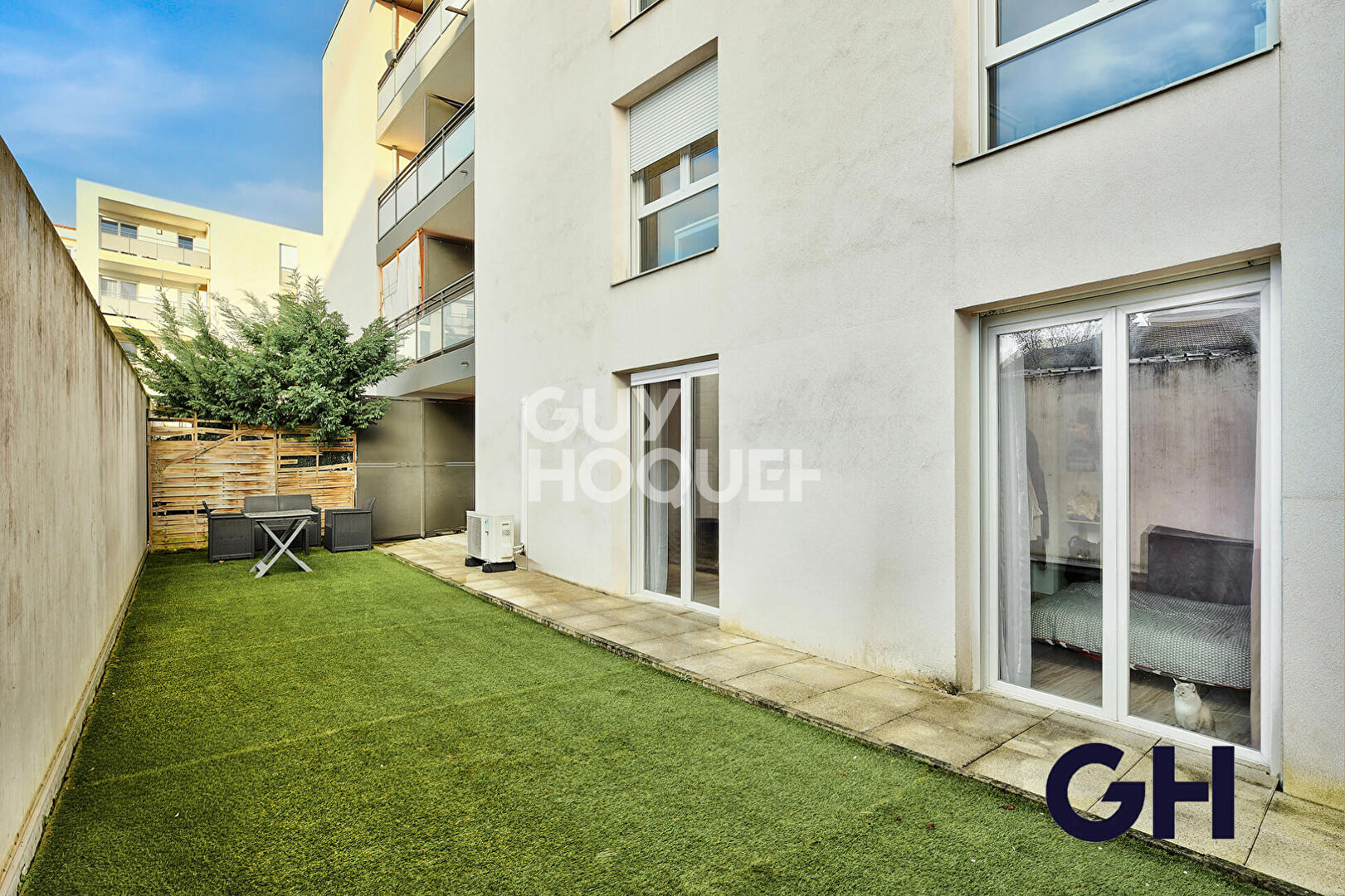 Meyzieu Centre - Appartement rez-de-jardin - 3 pièces - Jardin 50m2