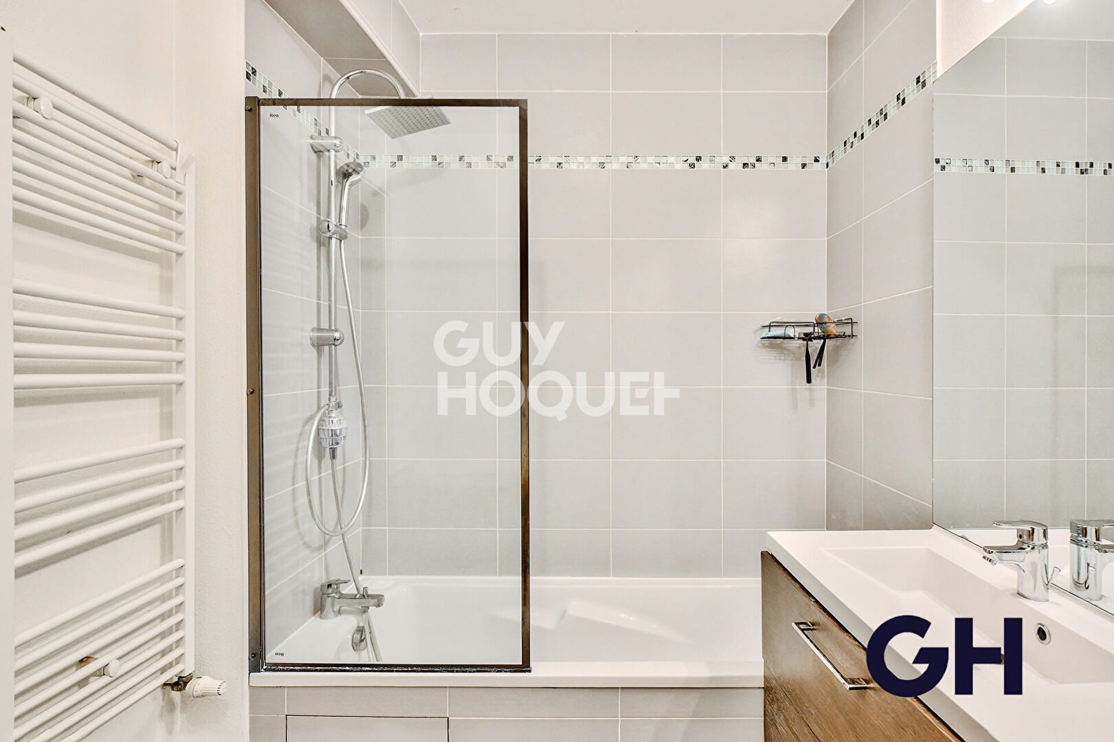 Meyzieu Centre - rez-de-jardin - 3 pièces - Jardin 50m2