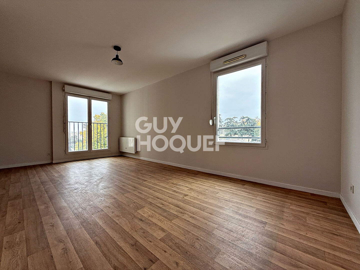 Proche métro Cuire - 50m2 T2 - Dernier étage - Caluire Et Cuire