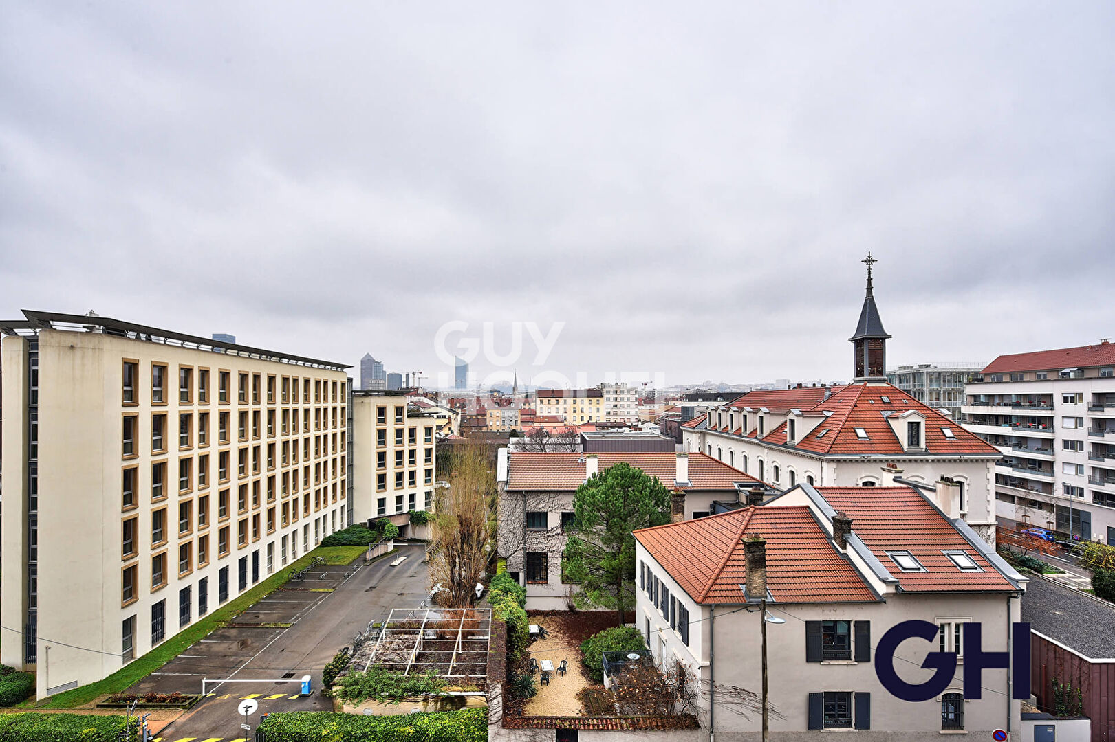 T3 -  Vue dégagée Fourvière - République Villeurbanne