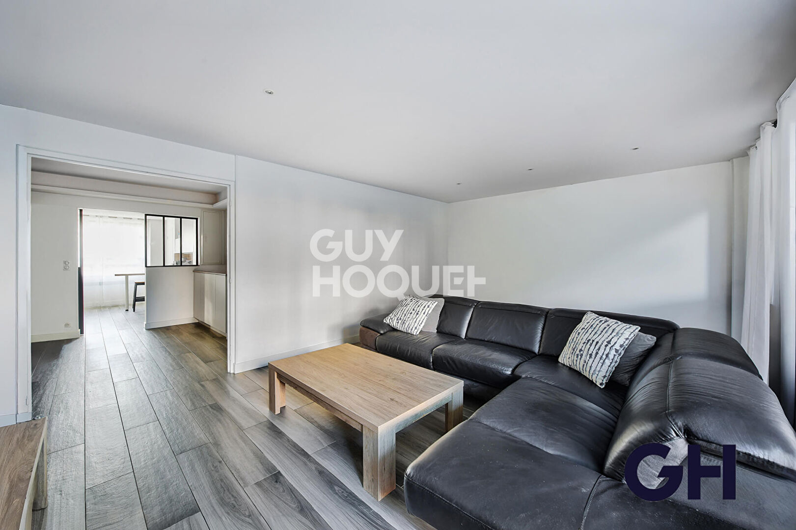 Métro D - LES ESSARTS - Appartement refait à neuf 100m2