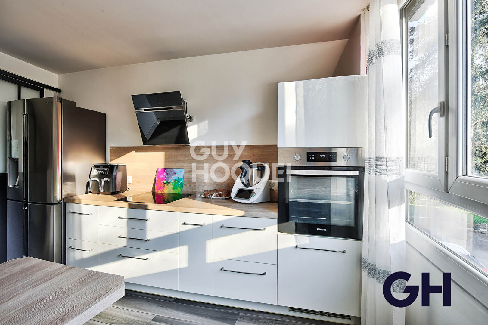 Métro D - LES ESSARTS - Appartement refait à neuf 100m2