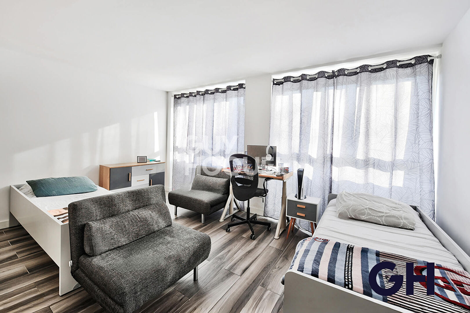 Métro D - LES ESSARTS - Appartement refait à neuf 100m2