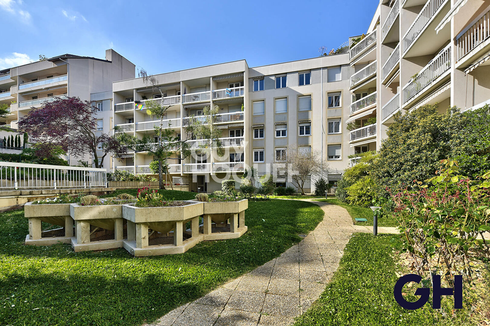 Appartement Familial avec balcon - Lyon 6e - 126m²